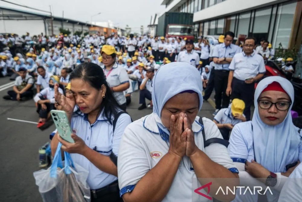  DPR: PHK Karyawan Sritex Jelang Ramadan-Lebaran Tidak Tepat