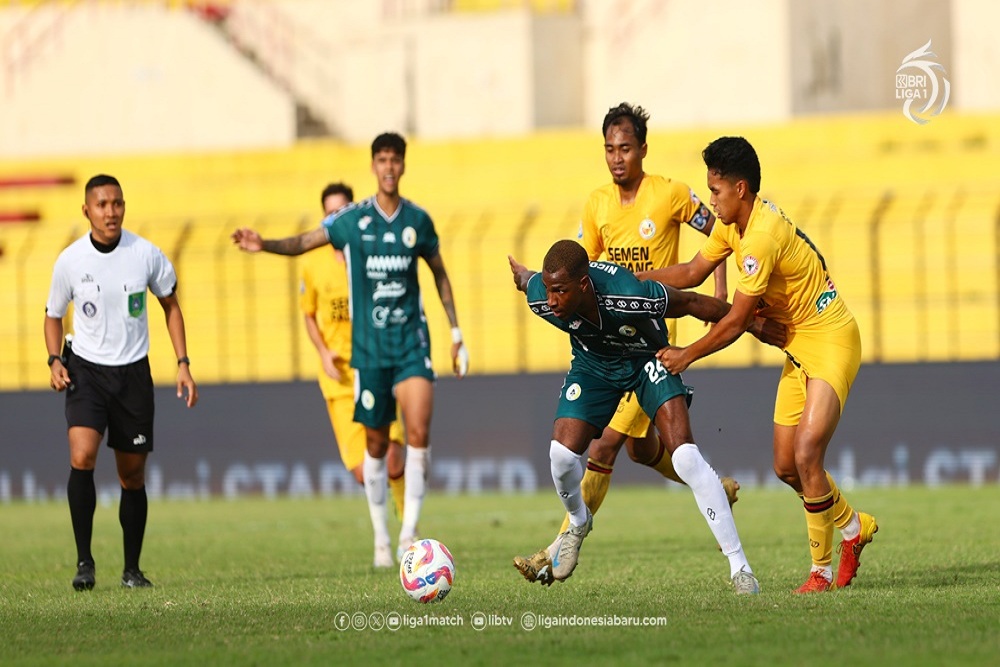Berikut prediksi skor PSS vs Barito Putera dalam lanjutan Liga 1 2024-2025 / Liga Indonesia Baru.