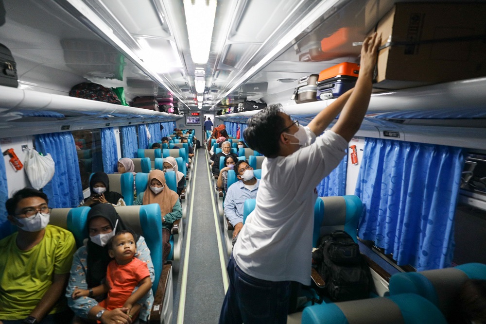  11.471 Penumpang Naik Kereta Api di Daop 3 Cirebon Awal Ramadan