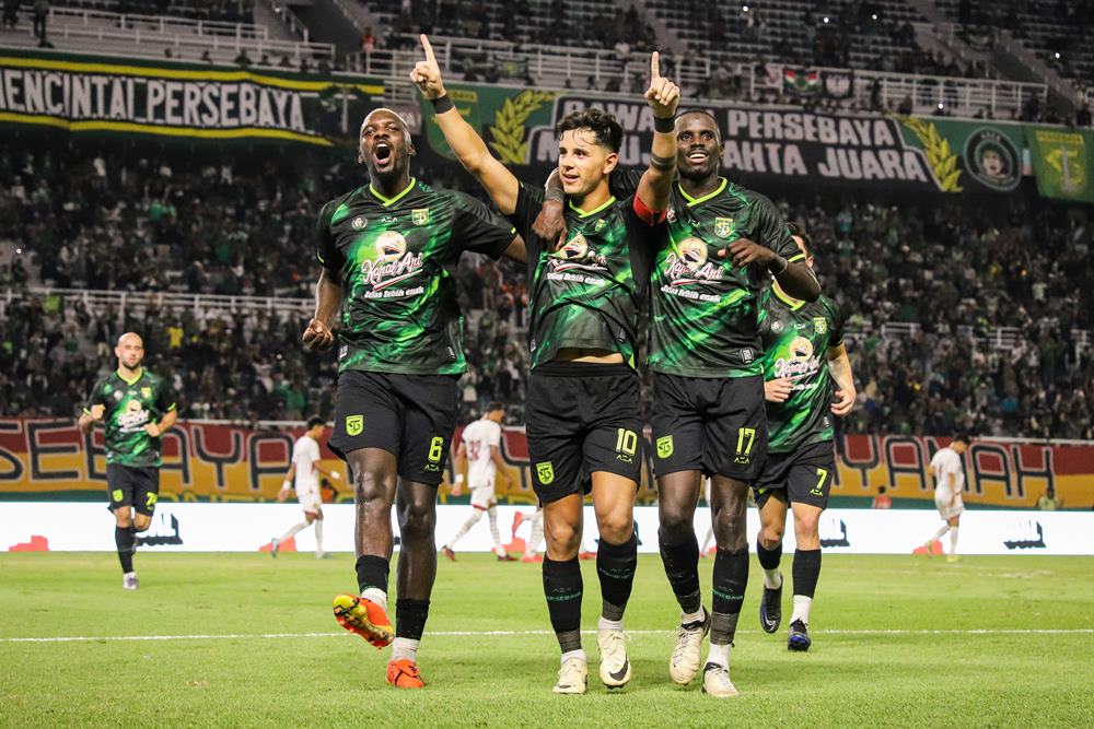 Tim Persebaya Surabaya/ANTARA FOTO/Rizal Hanafi/tom.