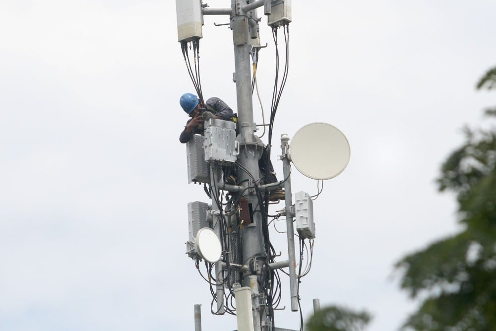  Affordable Internet, Costly Regulations