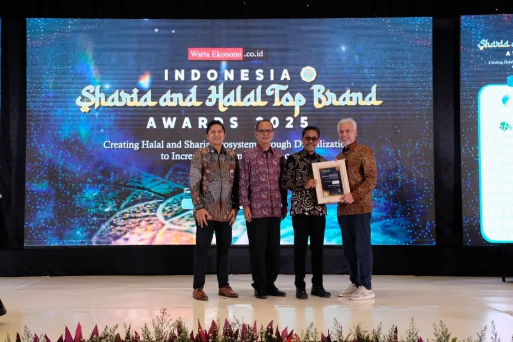  Bank Jateng Syariah Raih Penghargaan Indonesia Best Sharia Business Unit of Regional Bank 2025