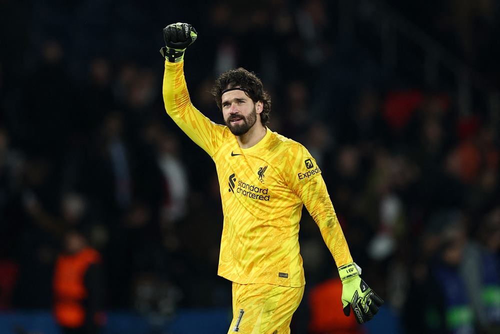  Tampil Heroik Lawan PSG, Alisson Sebut Penampilannya Jadi yang Terbaik