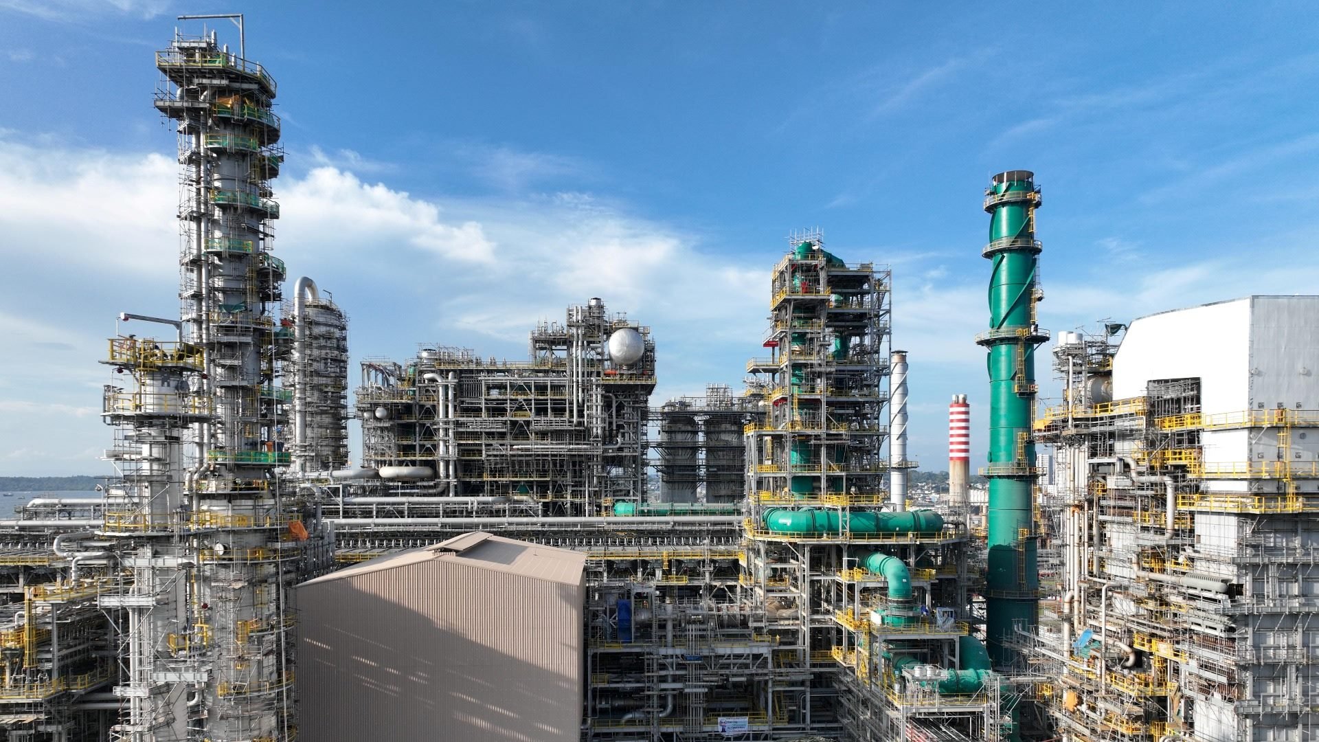 Oil Refinery Projects Resurface as Danantara Launched