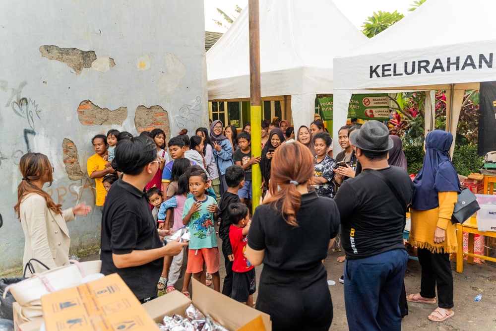  Selebgram Andrew Susanto Beri Bantuan pada Korban Banjir