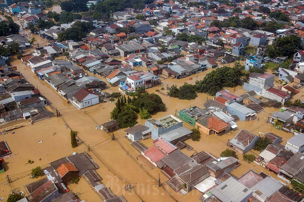  Imbas Banjir Bekasi, 1 Ton Beras untuk MBG Rusak Total