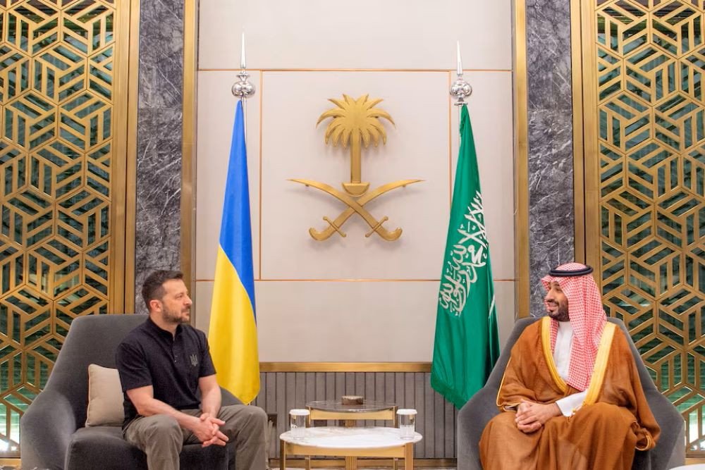  Zelensky Bertemu Pangeran MBS di Jeddah, Bahas Apa?