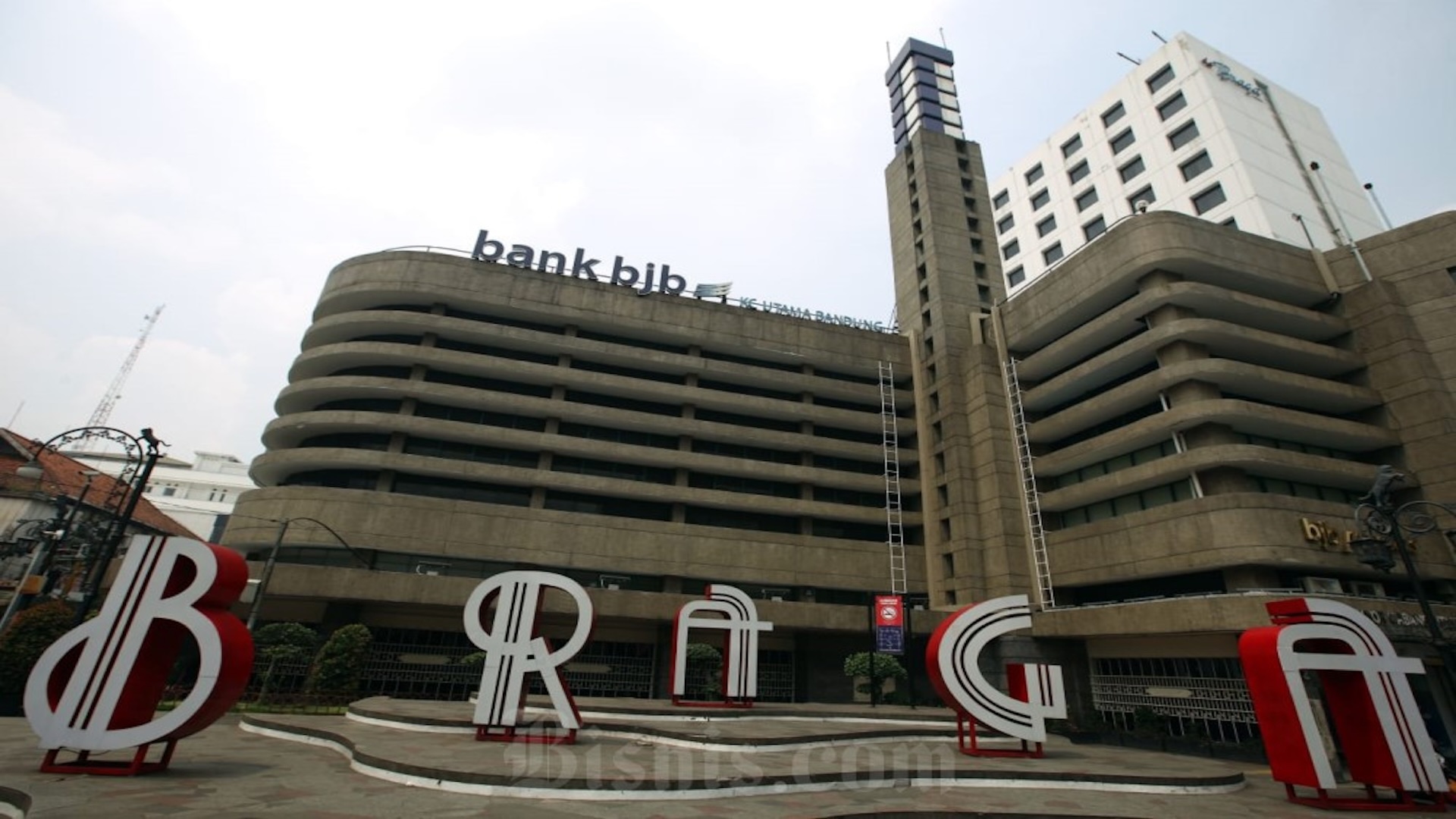  Blackrock dan Investor Lain Lari setelah KPK Usut Dugaan Korupsi Bank BJB (BJBR)