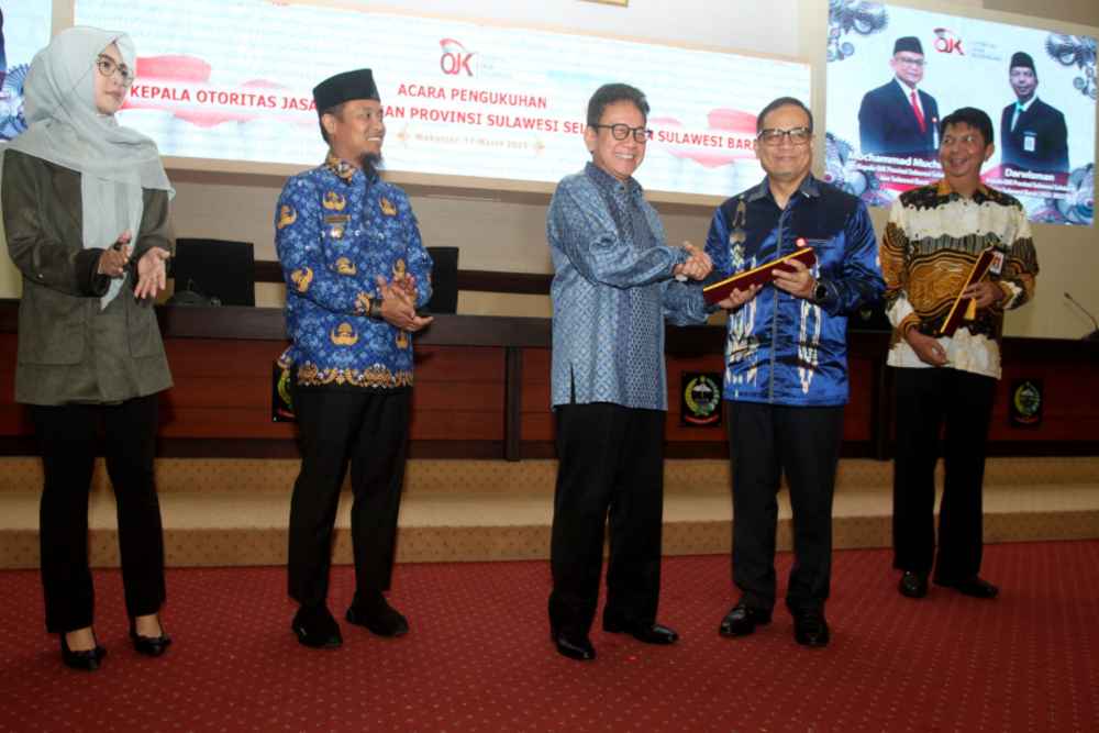  Moch. Muchlasin Resmi Pimpin OJK Sulselbar, Tugas Khusus Menanti