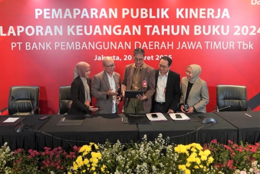  Bank Jatim (BJTM) Bukukan Laba Bersih Rp1,28 Triliun pada 2024