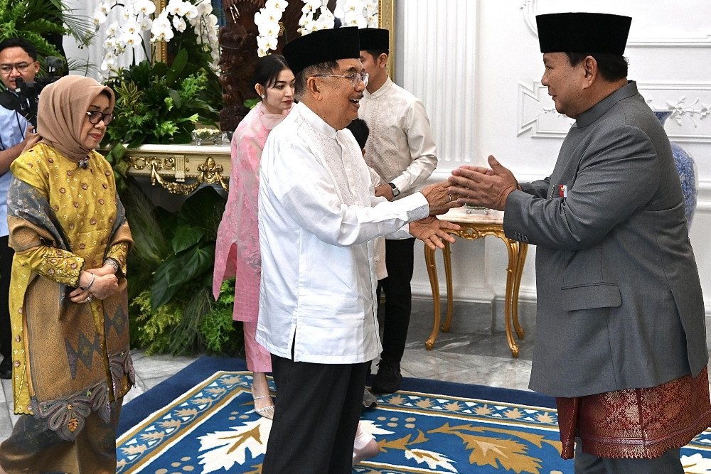  Momen Jusuf Kalla Hadiri Open House Lebaran di Istana