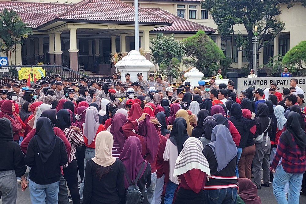  Rencana Rekrutmen Ulang Yihong Novatex di Cirebon Picu Kekhawatiran Buruh Lama