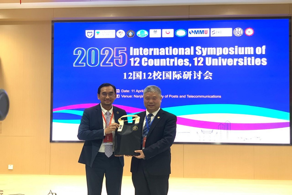  UB Tawarkan Model Perguruan Tinggi Berbasis AI di Forum Internasional 12 Negara