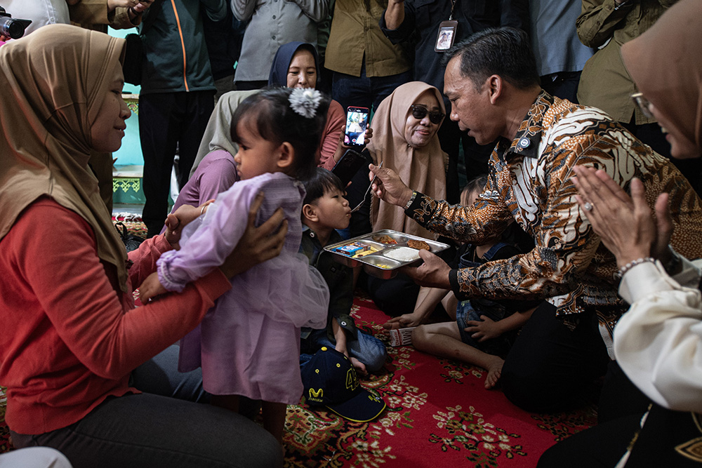  Mendukbangga Tinjau Pemberian MBG Untuk Ibu Hamil