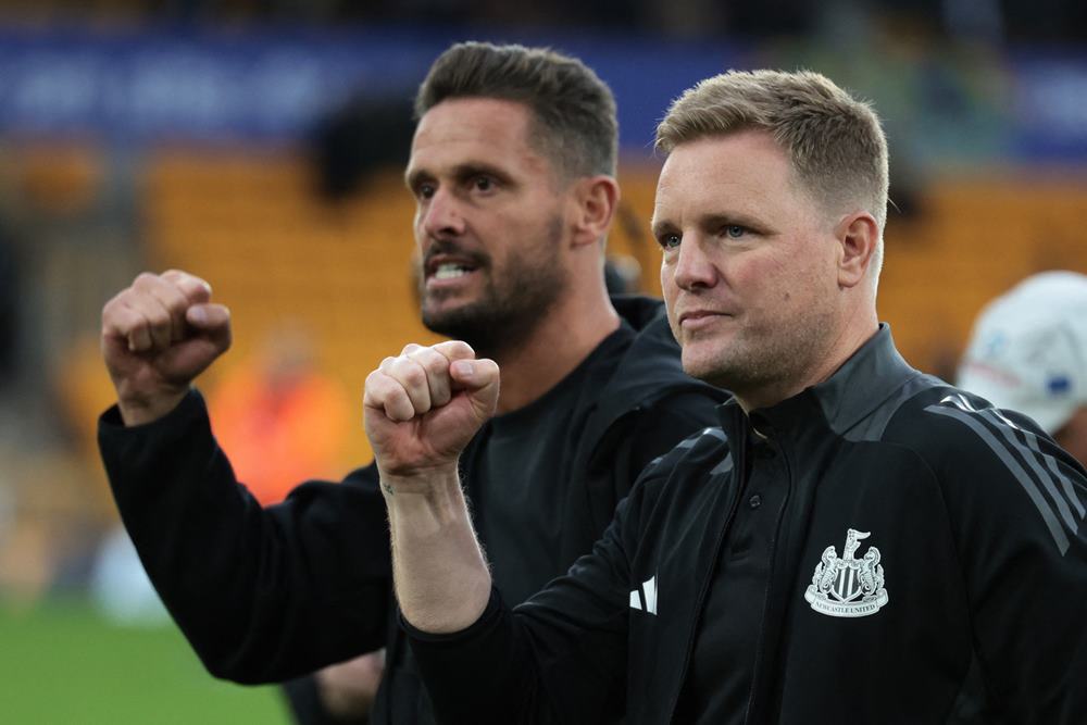 Manajer Newcastle United, Eddie Howe dan asisten manager Jason Tindall. Prediksi Skor Newcastle Vs Crystal Palace 17 April, Susunan Pemain, H2H. /Reuters-Paul Childs