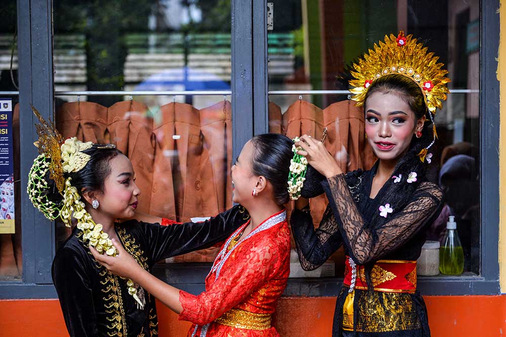  Keseruan Siswa SD di Bandung Rayakan Peringatan Hari Kartini