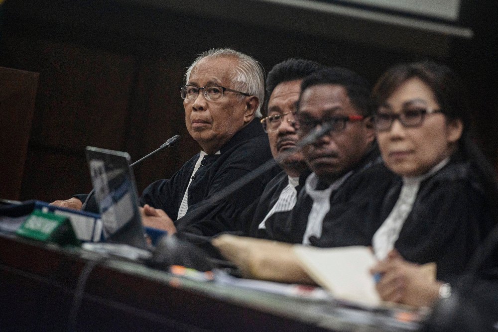  Jadi Saksi, OC Kaligis Bantah Terlibat Kasus Ronald Tannur