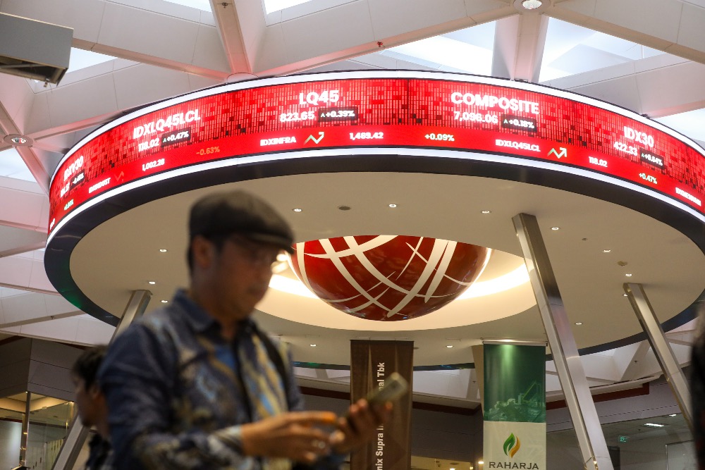  IHSG Sesi I Naik 0,89%, Saham BBRI, BMRI, BBCA Ke Zona Hijau