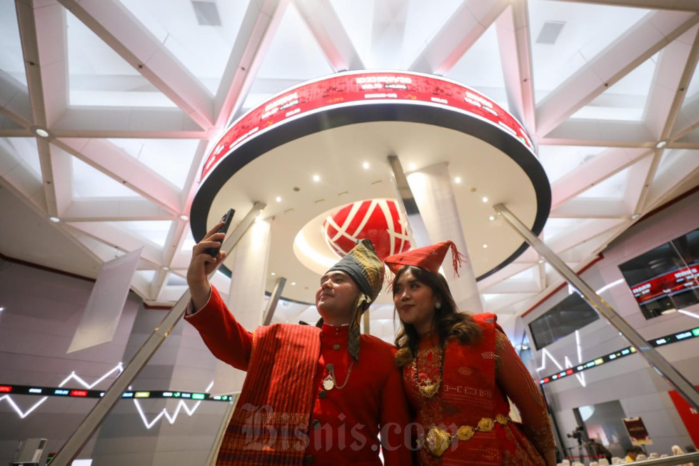  Daya Tahan Investor Lokal vs Aksi Jual Asing di Lantai Bursa