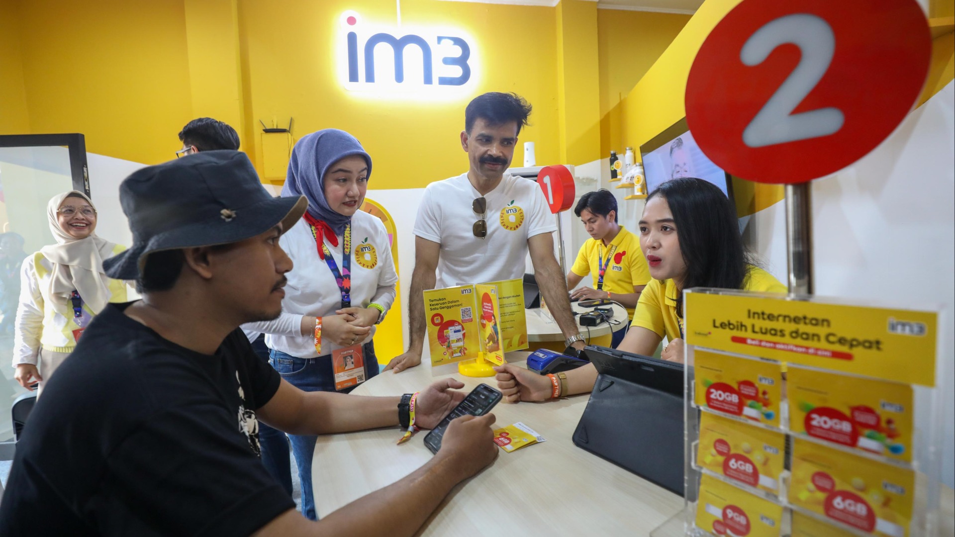  Intip Kans Indosat (ISAT) yang Sahamnya Landai Awal 2025