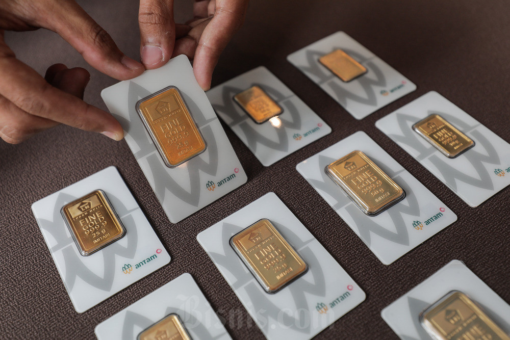  Harga Emas Antam Tembus Rp2.016.000 Per Gram