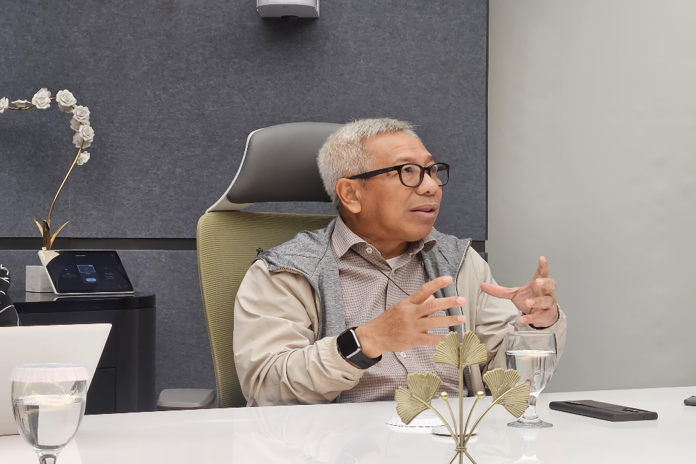 Director & Chief Business Officer Indosat Ooredoo Hutchison Muhammad Danny Buldansyah memaparkan mengenai AI Day for Mining, Rabu (23/4/2025)/Bisnis.com - Lukman
