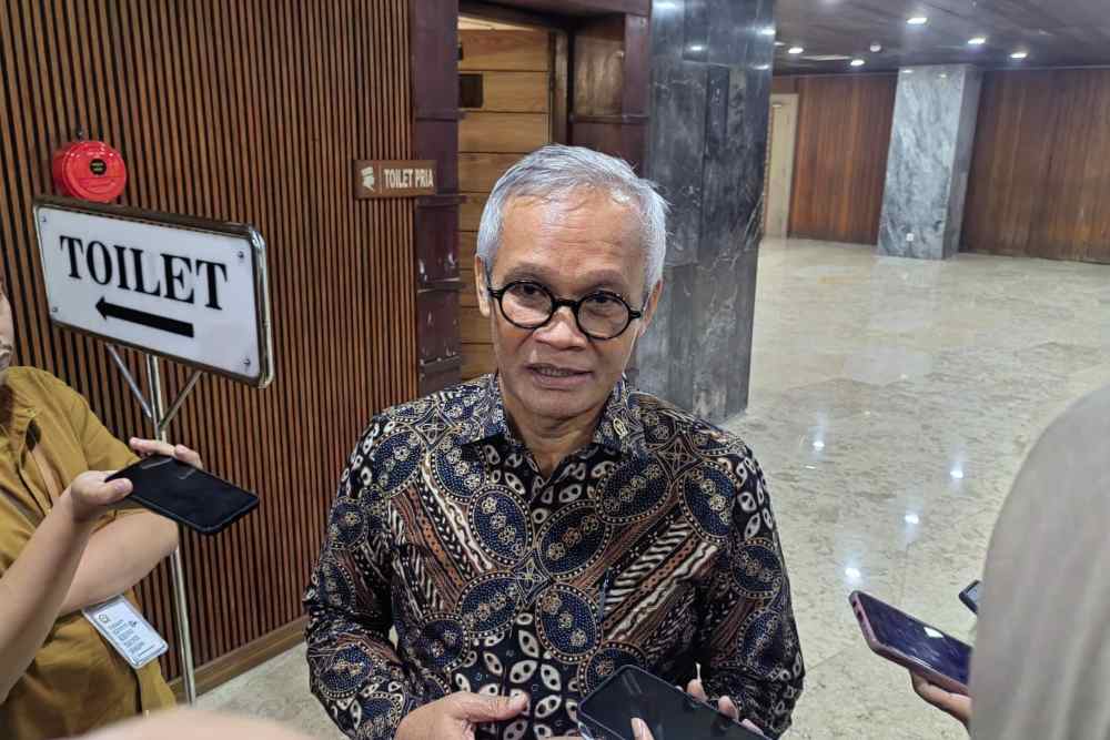  PDIP Bela Jokowi Soal Kisruh Ijazah Palsu: Tidak Perlu Membuktikan yang Asli