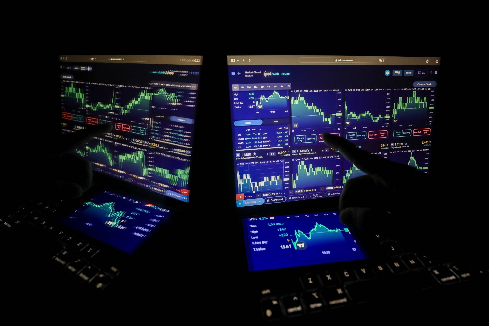  IHSG Dibuka Menghijau Terdorong Saham Bank Jumbo, GOTO, dan UNVR