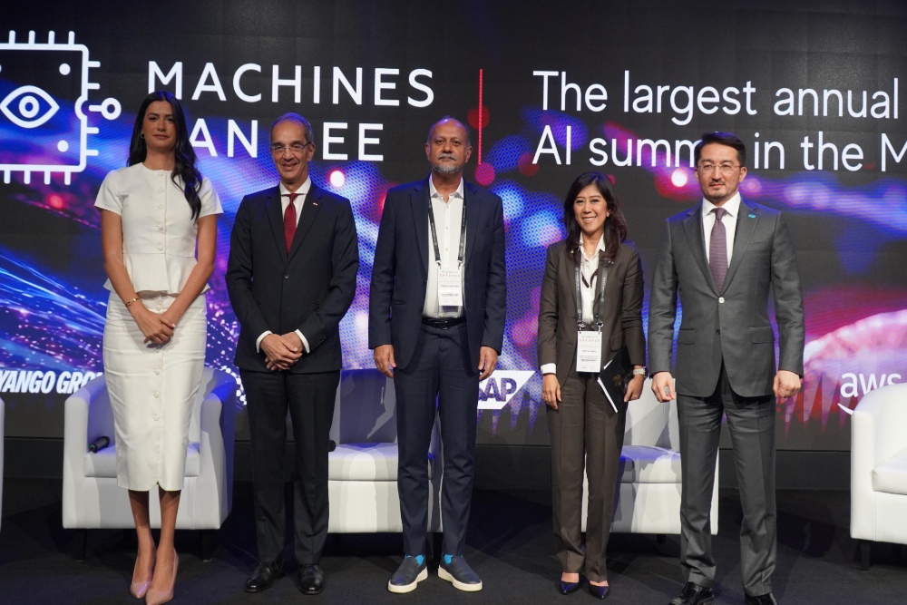  Di Dubai, Menkomdigi Pamer RI Punya AI Center Sampai ke Indonesia Timur Papua