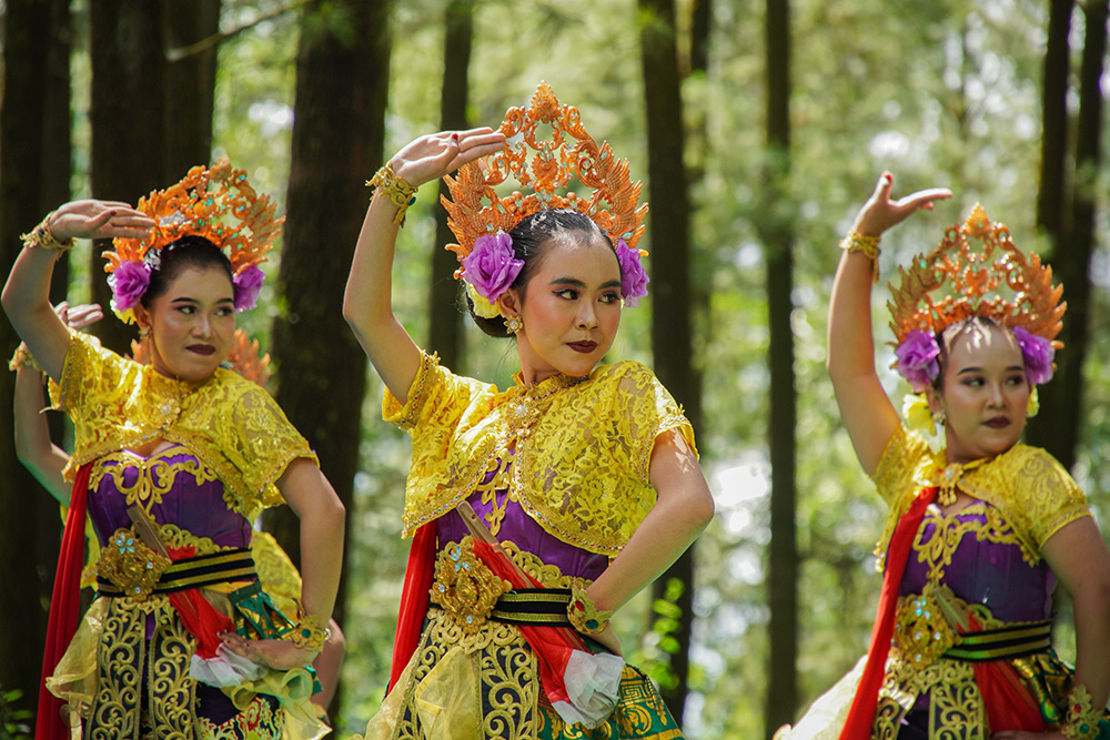 Pentas Seni Peringatan Hari Tari Internasional