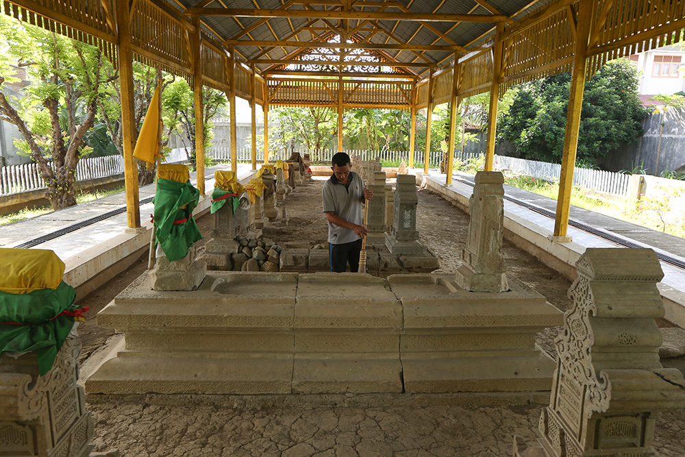  Perawatan Makam Raja Aceh Sultan Syamsu Syah