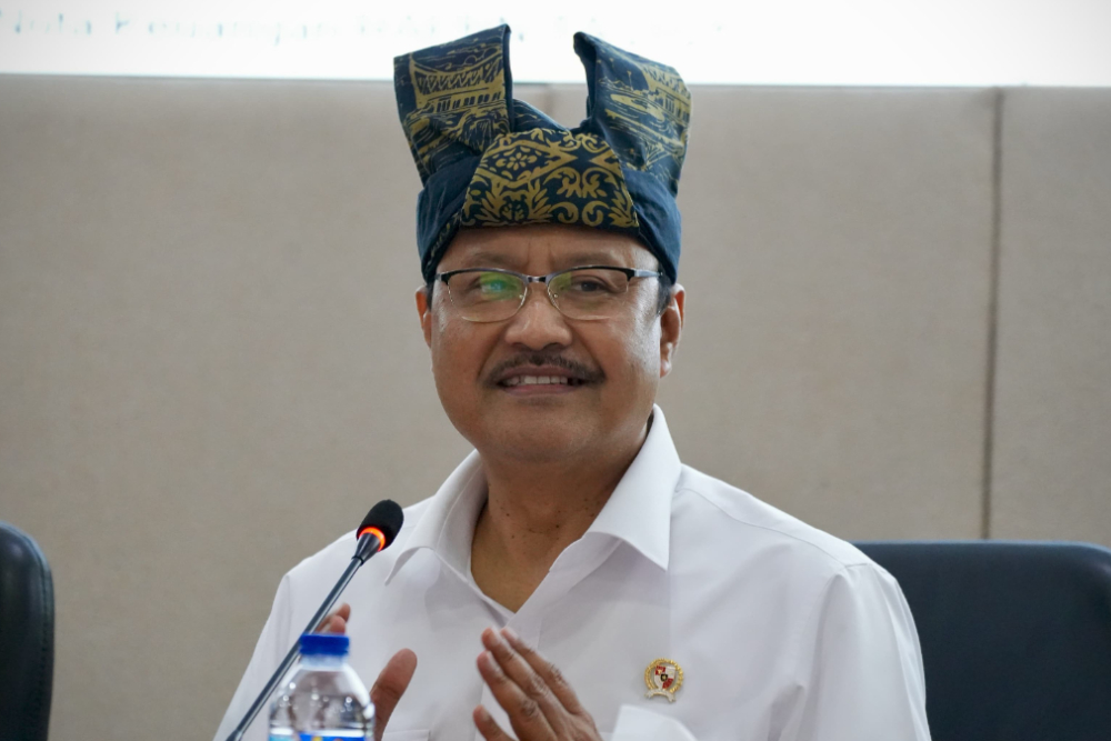  Wujudkan Sekolah Rakyat di Sumbar, Mensos Rangkul Universitas Negeri Padang (UNP)
