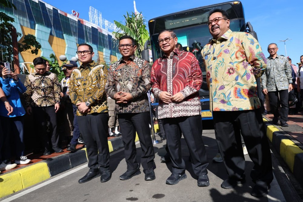  Pramono: Kenaikan Tarif Transjakarta Masih Dikaji