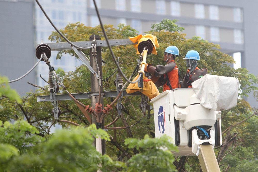  Rasio Elektrifikasi Sulawesi Selatan