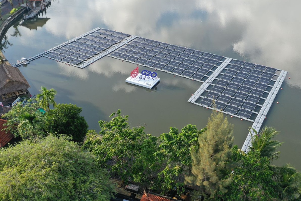  PLN Salurkan Listrik Bersih Berkapasitas 1,3 MWp ke Kepulauan Selayar