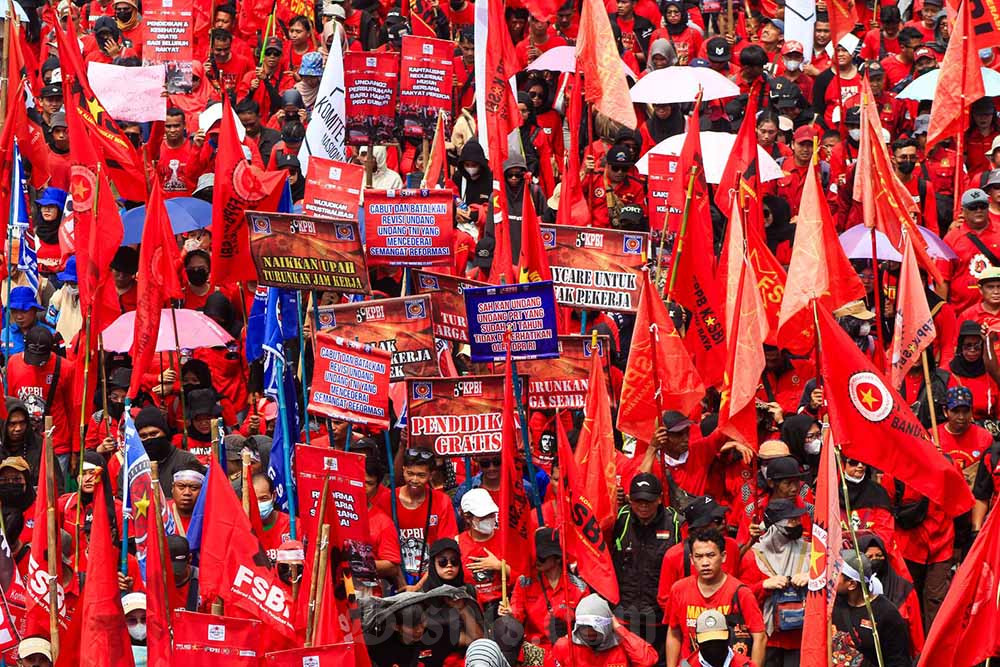 Buruh di Berbagai Kota Turun ke Jalan Peringati Hari Buruh Internasional