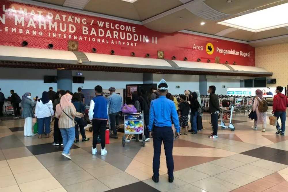 BPS: Jumlah Penumpang Pesawat Anjlok Sepanjang Maret 2025