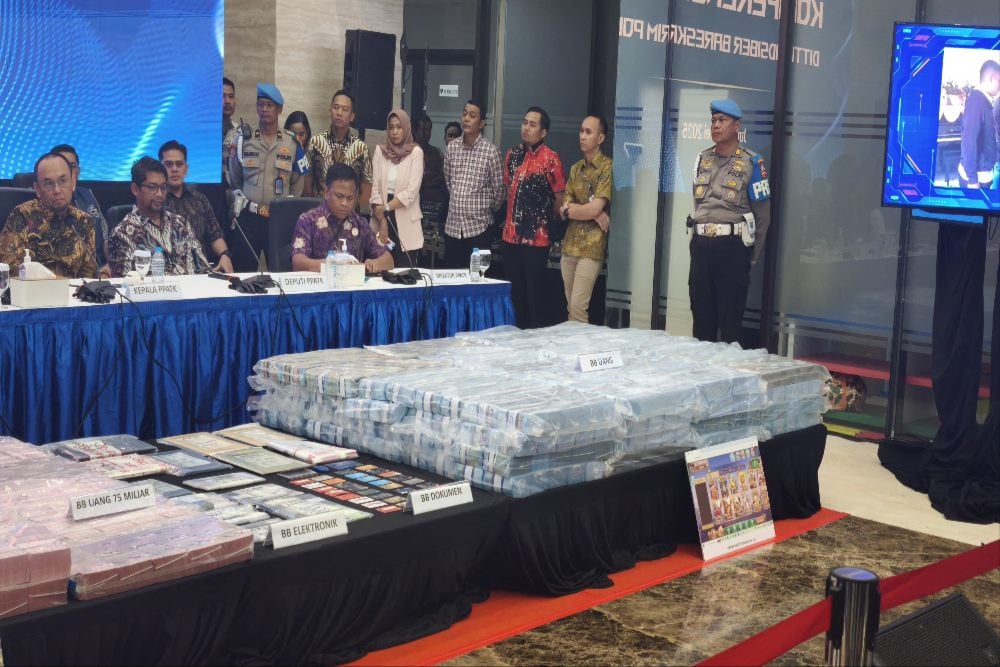 Bareskrim Blokir 865 Rekening dan Sita Uang Rp194,7 Miliar