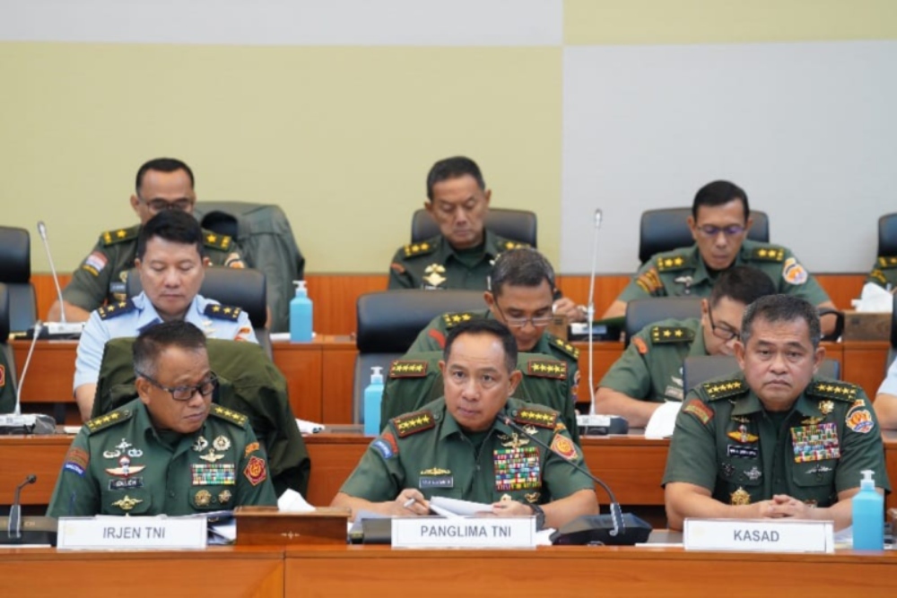 Panglima TNI Batalkan Mutasi Letjen Kunto Putra Try Sutrisno