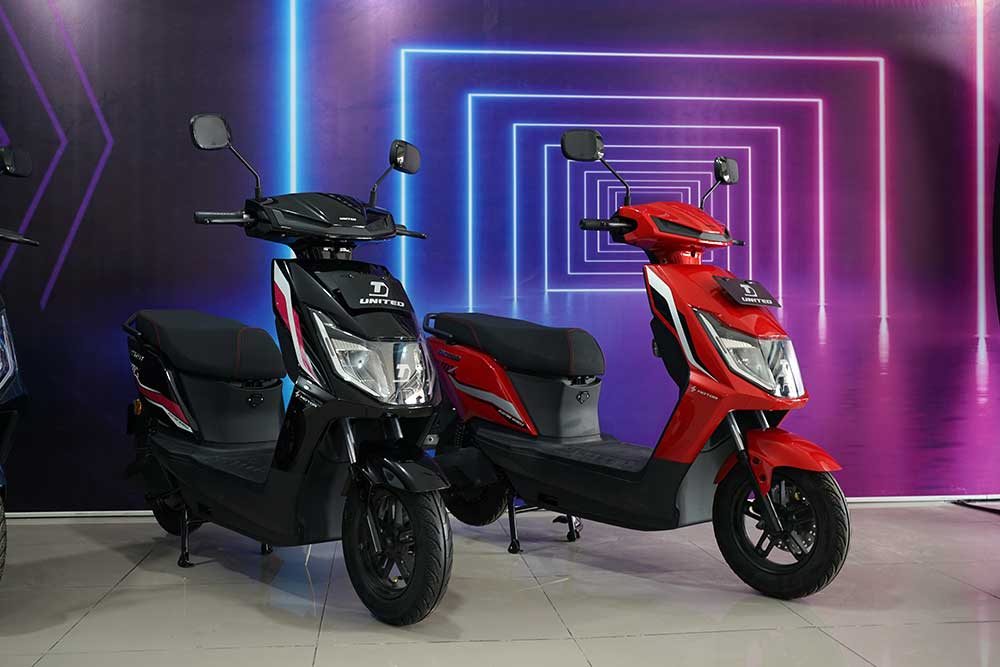  United E-Motor Hadirkan Pusat Motor Listrik di Jember