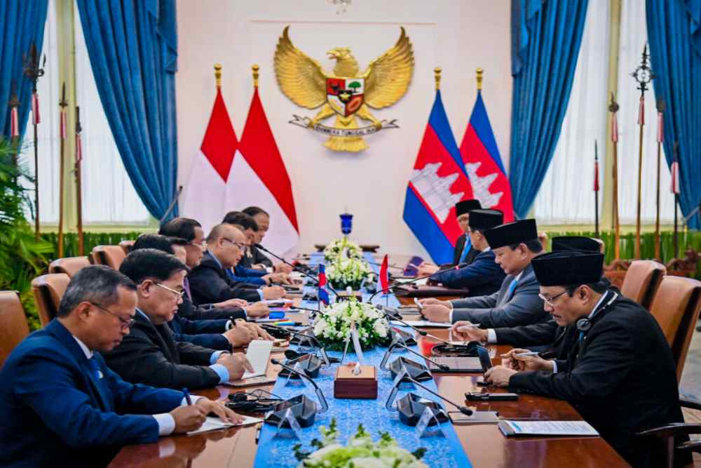 RI Setop Impor Beras dari Kamboja, Prabowo: Tidak Sedikit Jasanya Jokowi Sebagai Presiden