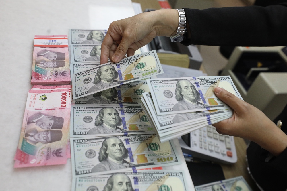 Kurs Dolar AS BCA, BRI, Mandiri, dan BNI Hari Ini, 6 Mei 2025 kala Rupiah Dibuka Lesu