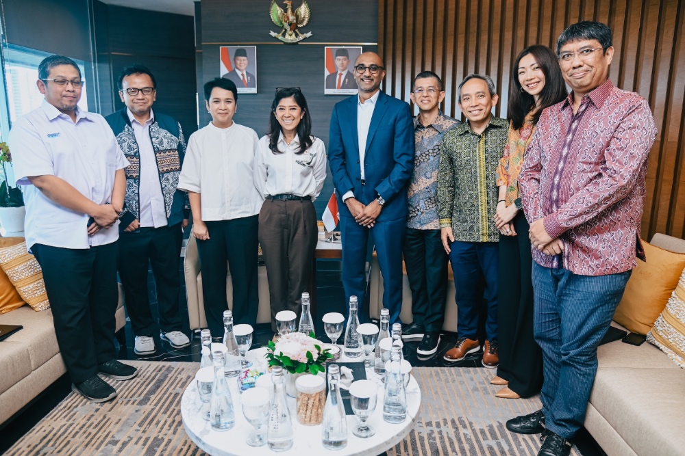  Komdigi dan Oracle Jalin Kemitraan Strategis Kembangkan Pusat AI Terbesar di Asean