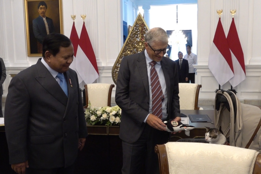  Momen Bill Gates Berikan Hadiah Bobby Kertanegara Kucing Milik Prabowo