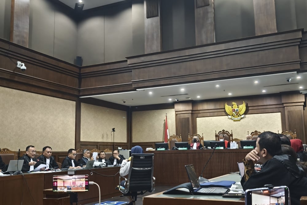 Saksi Riezky Aprilia Lawan Hasto di Sidang: Anda Bukan Tuhan!