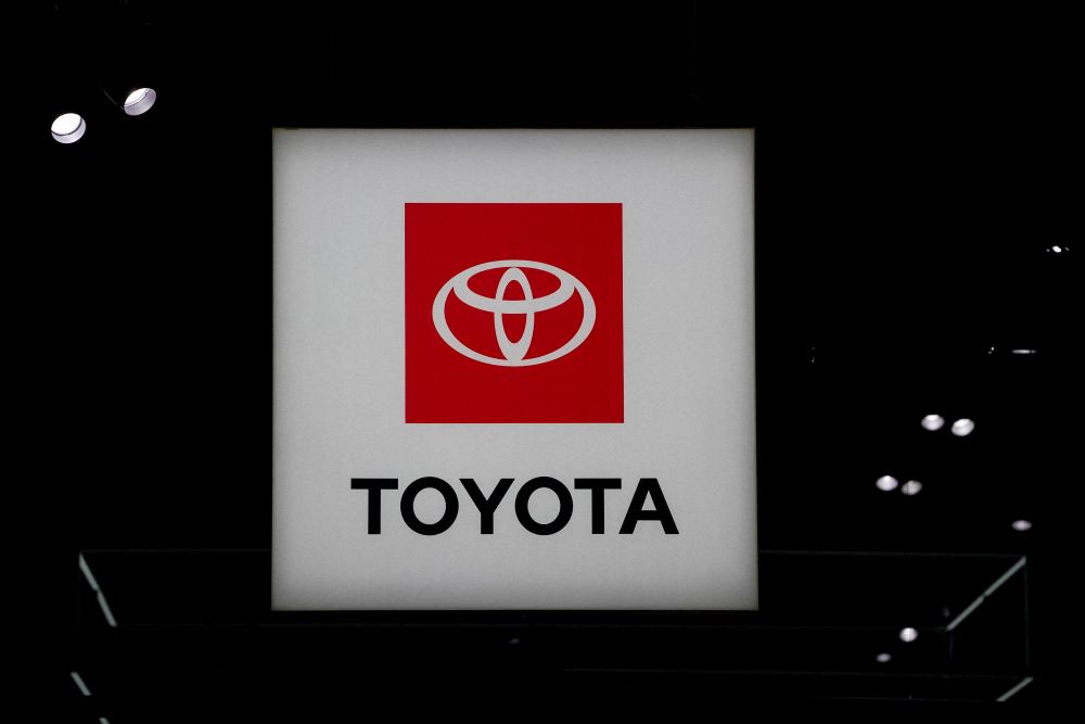 Imbas Tarif Trump dan Pelemahan Dolar AS, Toyota Ramal Laba Tahunan Anjlok 21%