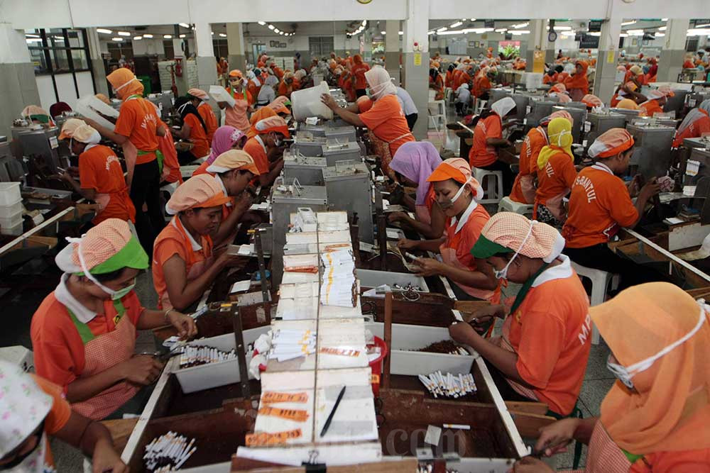  Industri Tembakau Diklaim Alami Kontraksi, DPR Soroti Tarif Cukai