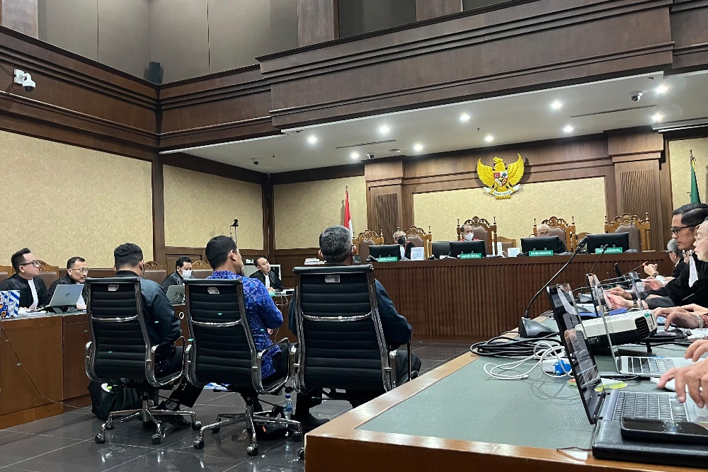 AKBP Rossa Sindir Febri Diansyah: Ikut Pengusutan, tapi Bela Hasto