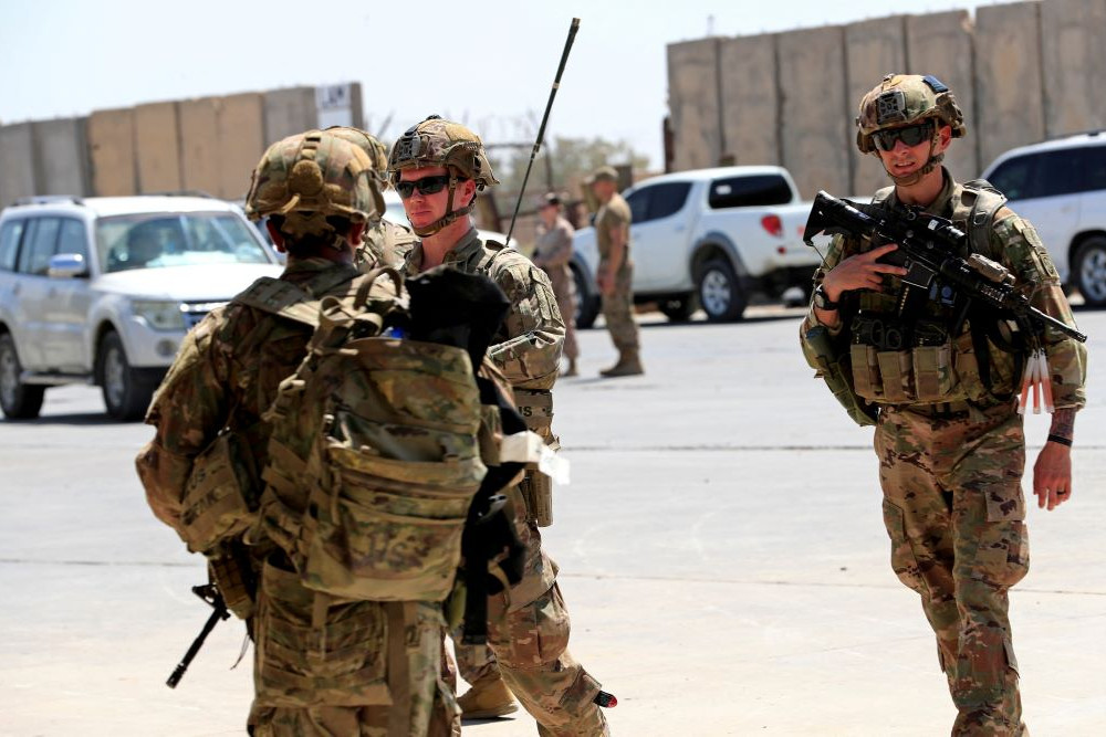  Pentagon Pecat 1.000 Tentara Transgender sesuai Arahan Trump
