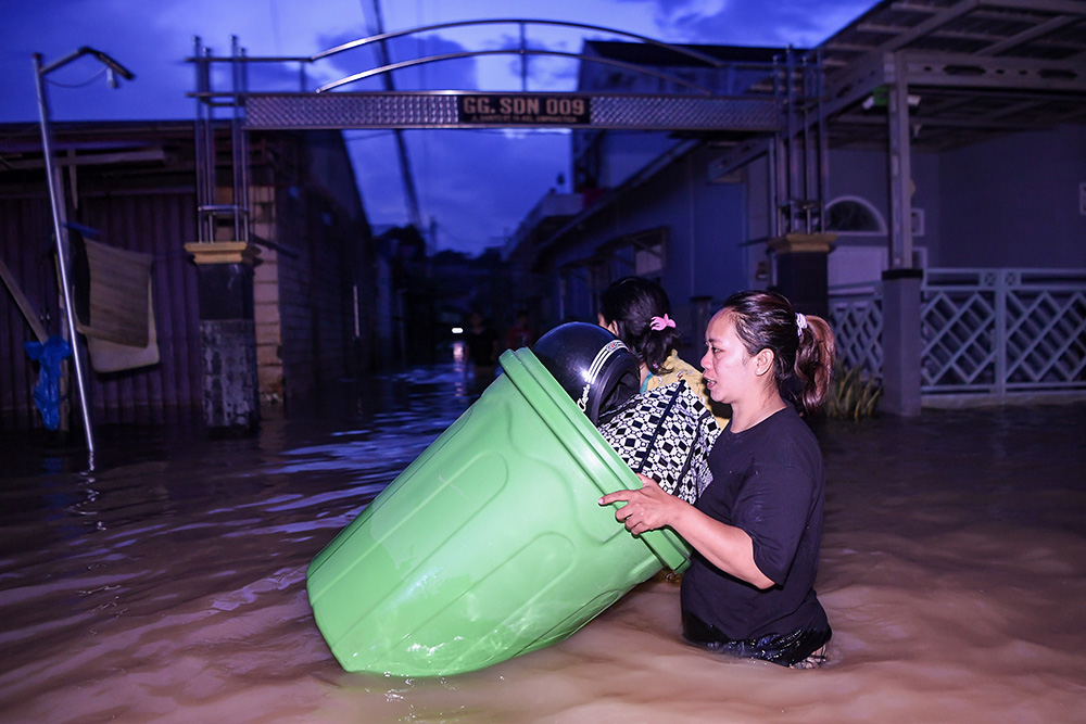  Banjir melanda Loa Janan Ilir Samarinda